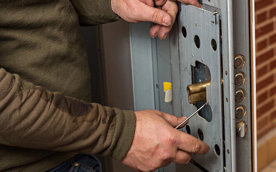 ouverture de porte serrure bloquée Valenton